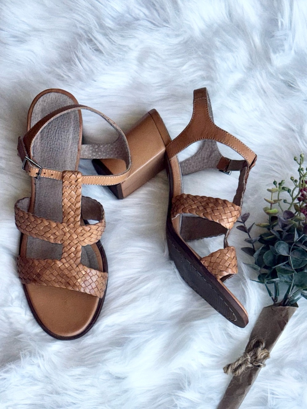 Seychelles Liendo For Anthropologie Tan Leather Strap Sandals Block Heel 8
